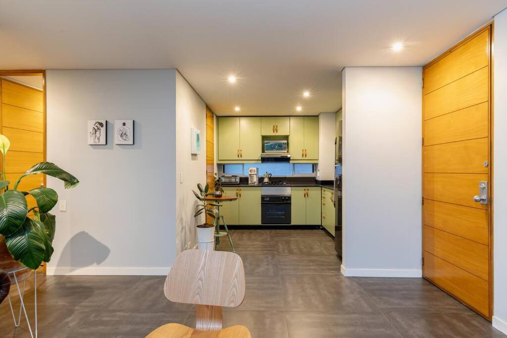 Apartamento El Poblado, Finisterre Ap 801