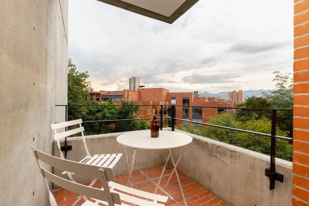 El Poblado, Finisterre Ap 801 Apartamento